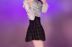 哔哩哔哩短裙跳舞小姐姐,哔哩哔哩短裙小姐姐的动感魅力瞬间